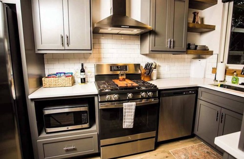 Eureka Springs House | Hot Tub + Lake Access + Kayaks/boards + Firepit