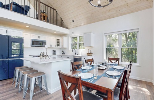 Eastman House | Hot Tub, River Views! Luxurious Wisconsin Retreat