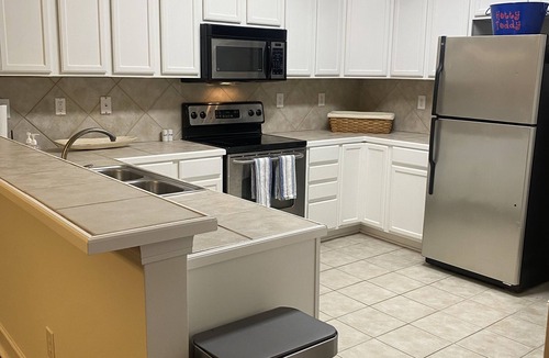 Oxford Condo | Hotty Toddy Condo