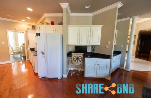 Little Rock House | Huge Lake Front Home w/EV Charger, Tennis, Basketball and more!
