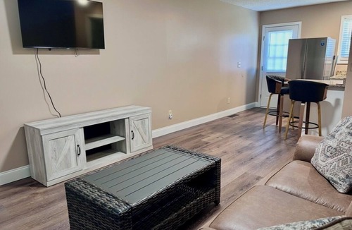 Crossville Apartment | In-Town Gem Huge Yard Near Golf, Food & attractions