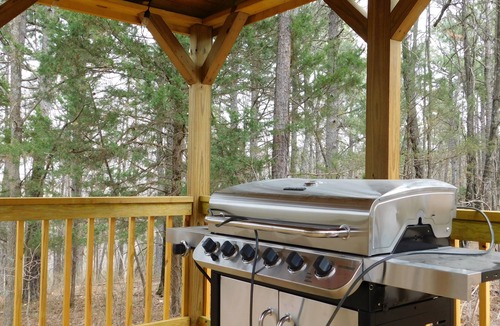 Eureka Springs Cottage | Iris Hill Glamping - " Otis " pod - 5th night FREE