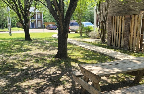 Oxford House | It's Five O'Clock off South Lamar