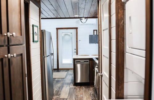 Dover Cottage | Joanie's Place 120 PGL