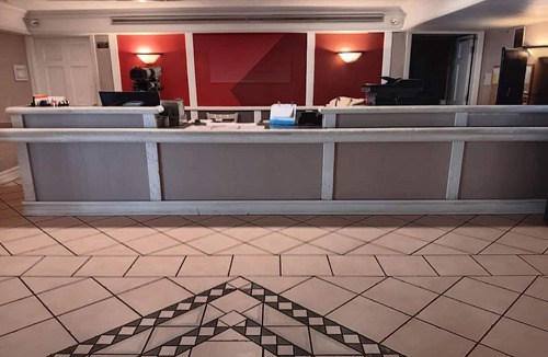 Texarkana Apartment | King Bed Accessible Non-Smoking