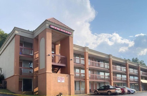 Harriman Apartment | King Bed|Smoking | Harriman
