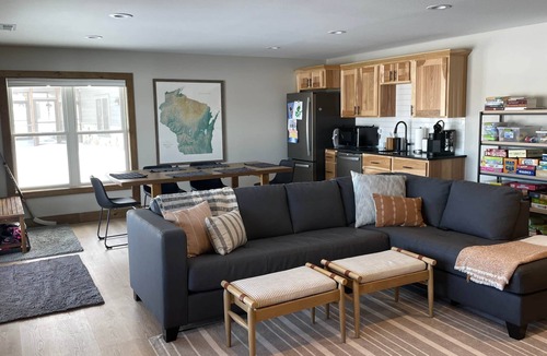New Lisbon House | Kokomo Cabin: Cozy Fires, Family Fun & Lake Views