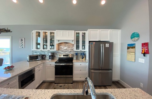 Hatteras House | Kokomo Sands, Hatteras Village, Waterfront Home