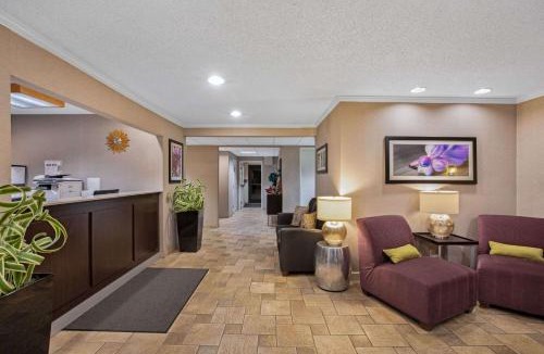 North Little Rock Hotel | La Quinta by Wyndham N Little Rock - McCain Mall