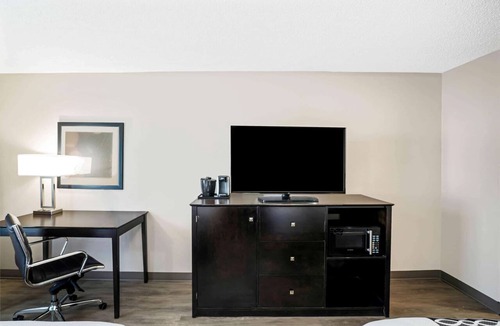 Lebanon Hotel | La Quinta Inn & Suites by Wyndham Lebanon
