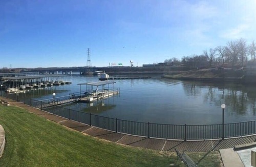 Osage Beach Apartment | Lake Condo with Heated Pool and Indoor Hot Tub with Playground at Lake Ozark