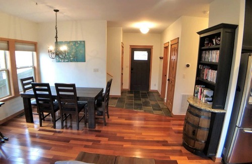Sylvan Shores House | Lake Front + Private Swim Beach + Fire Pit