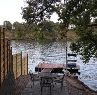 Piney House | Lake Haven Cottage with Game Room, Swim Dock and Boat
