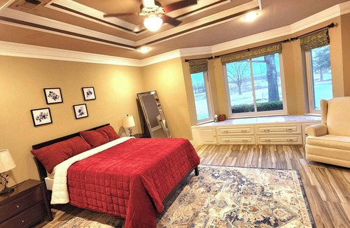 Point House | Lake Tawakoni Retreat A charming country side getaway.
