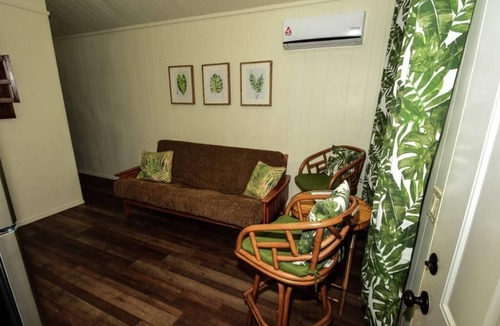 Mead Cabin | Lake Texoma Lakefront Cabin - Texoma Breeze