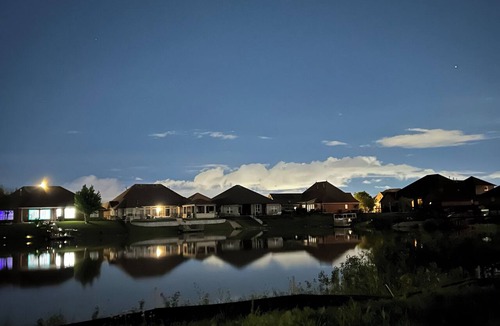 Oklahoma City House | Lake view 4-bedroom house in Oklahoma City