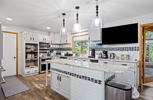 Chippewa Falls House | Lake Wissota Lookout – A Luxury Escape