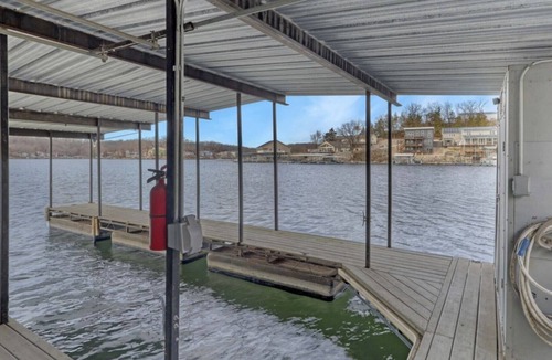 Rocky Mount House | Lakefront Home, Private dock with Slide & Kayaks, located at the 5mm, Sleeps 10