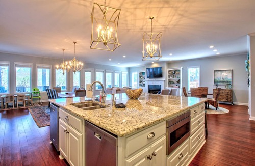 Hot Springs House | Lakefront home with private dock, 2 kitchens, 2 living areas, grill, pool table