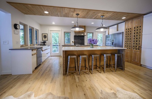 Winchester House | Lakefront Lodge on Tims Ford Lake