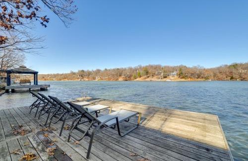 Bella Vista House | Lakefront Retreat with Game Room in Bella Vista!