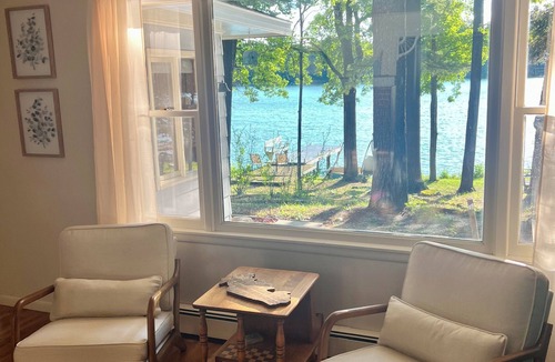 Waupaca Cottage | Lakeside Escape, Sandy Shores, Sunset Views, Boat Rental