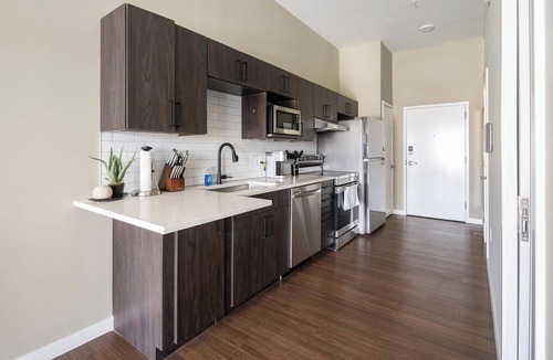 Springfield Apartment | Landing | Amazing Studio, Gym, Pool