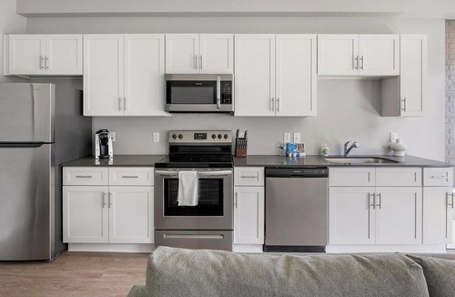Nashville Apartment | Landing | Beautiful 1BD, Pool, Courtyard