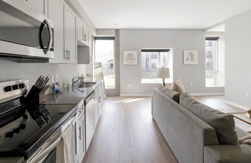 Nashville Apartment | Landing | Beautiful 1BD, Pool, Courtyard