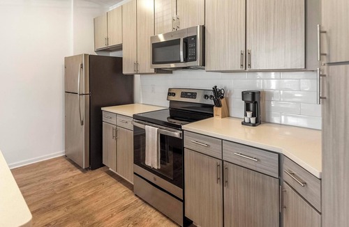 Cordova Apartment | Landing | Incredible 1BD, Yoga Studio, Pool
