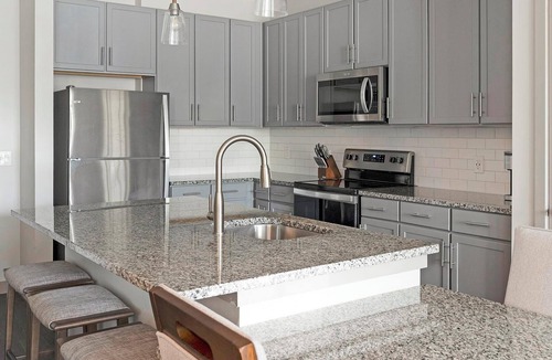 Murfreesboro Apartment | Landing | Modern 2BD, Gym, Clubhouse