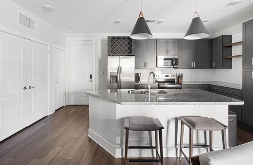 Ferndale Apartment | Landing | Stylish 1BD, Clubhouse, Pool
