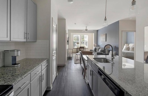 Murfreesboro Apartment | Landing | Stylish 2BD, Gym, Yoga Studio