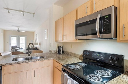 New Pathways Apartment | Landing | Stylish 2BD, Gym, Clubhouse