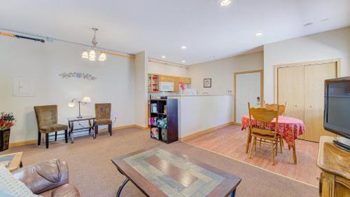 Pepin Apartment | Large 1BR Condo Near Lake Pepin - Starshine