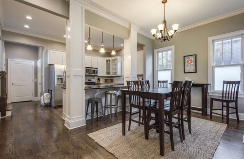 Hope Gardens House | Large Downtown House with Hot Tub & Entertaining Decks
