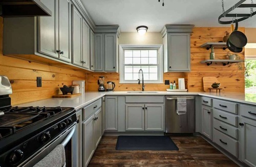 Grandview House | Large Home Great for Families Sleeps 12 MAJOR INTERNATIONAL SPORTING EVENT WC 26