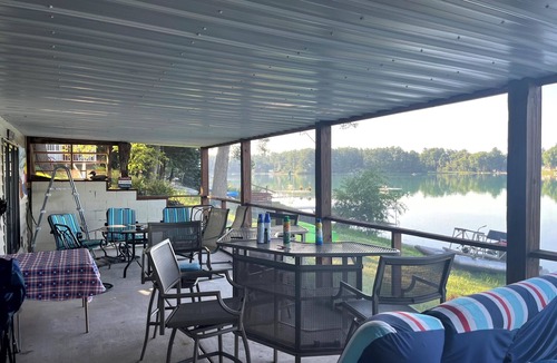 Wild Rose House | Large Home on Crystal Clear Lake Sunday-Sunday rental