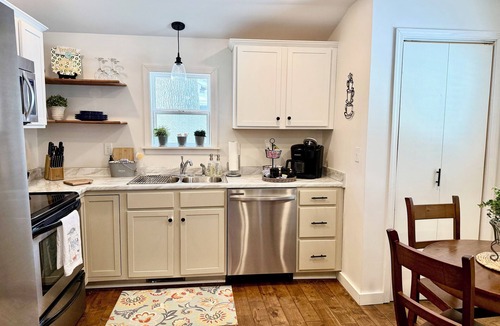 Paris House | Lil Gem - near Bethel and HCMC
