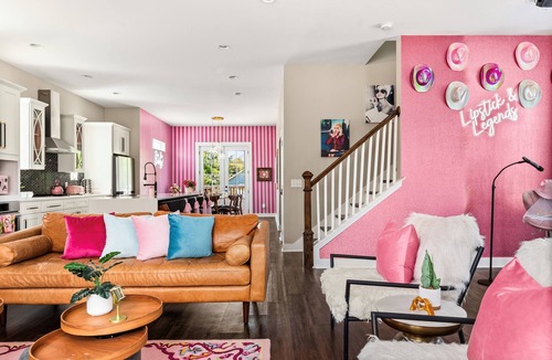 North Nashville House | Lipstick n Legends 2 Miles Downtown, Pool, Hot Tub