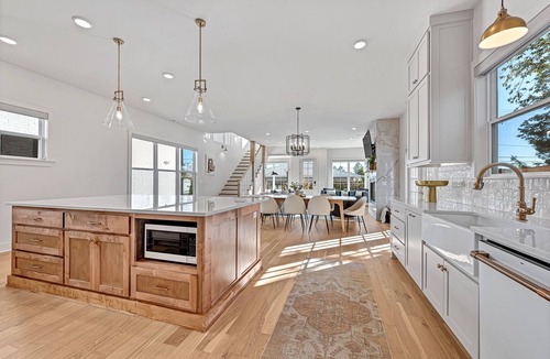 Downtown House | Lux Haus Bentonville, Momentary Views & Bike Trail