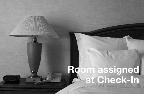 Larkwood Hotel | Luxe Hotel Nashville Airport