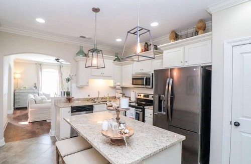 Oxford Condo | Luxurious condo minutes from Ole Miss & the Square