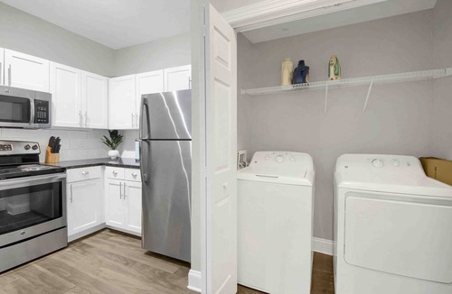 SoNo Apartment | Luxury at Midtown!