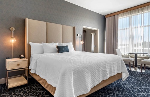 Cleveland Hotel | Lyric Hotel West End, Trademark Collection by Wyndham