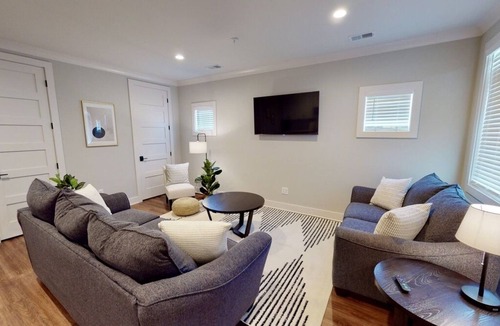 Melrose Apartment | Melrose Flats ★ Minutes from 12th South & Broadway Unit 201