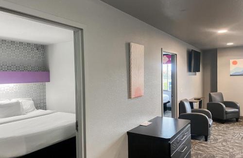 Eau Claire Resort | Metropolis Resort - Eau Claire