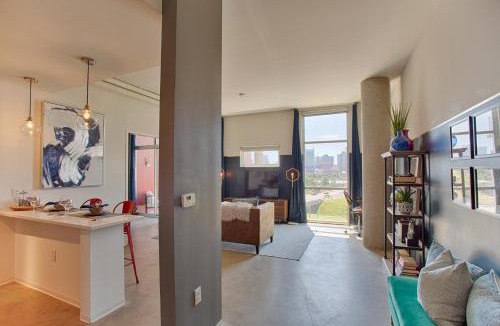 East Nashville House | Mid Century Modern Downtown Condo 30+ Night Min