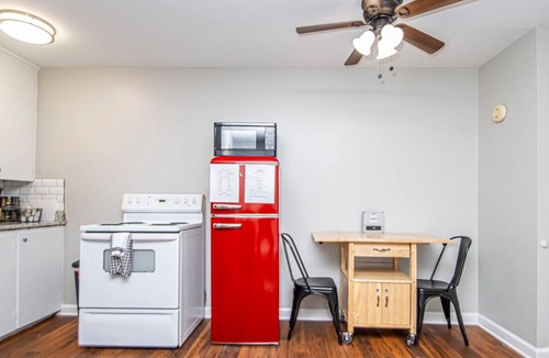Hillcrest Apartment | Midtown Mod 2