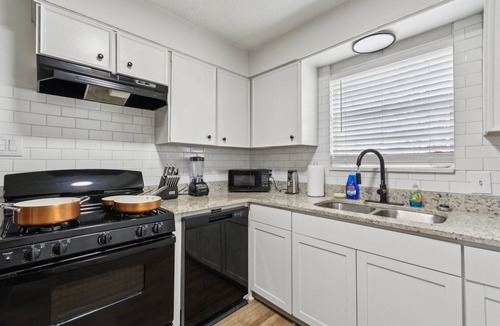 Little Rock House | Midtown Serenity 3